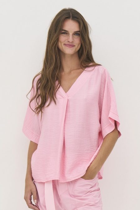 064000000635 NÜ Bluse hos NINNA i Næstved og Ringsted