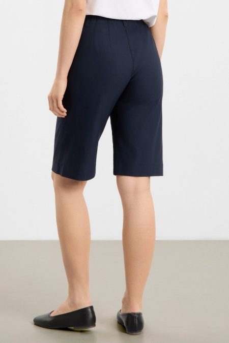 100861049000 LAURIE Shorts hos NINNA i Næstved og Ringsted