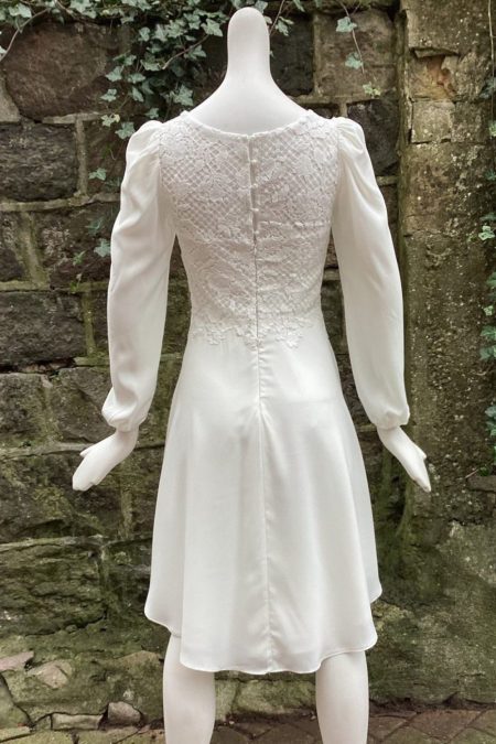 112051000001 NINNA Konfirmationskjole hos NINNA i Næstved og Ringsted