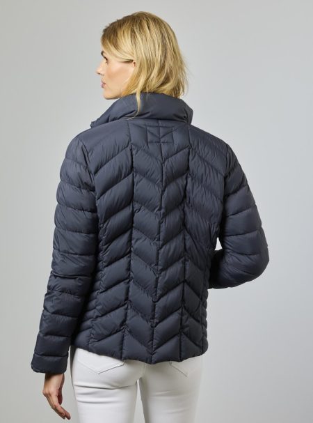 204000000050 Junge Jakke hos NINNA i Næstved og Ringsted