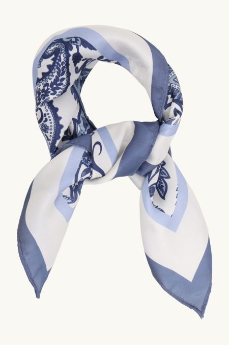 733700004133 Claire Tørklæde hos NINNA i Næstved og Ringsted