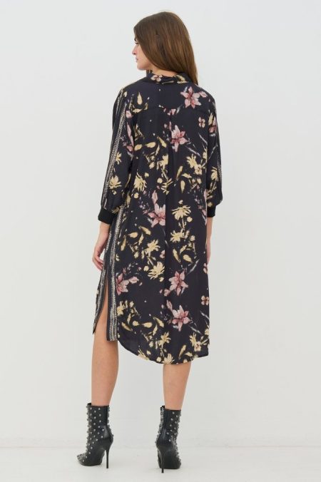 874623000000 NÜ Kjole hos NINNA i Næstved og Ringsted