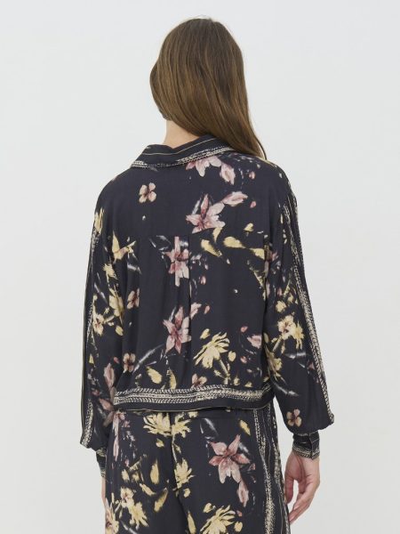 874640000000 NÜ Bluse hos NINNA i Næstved og Ringsted