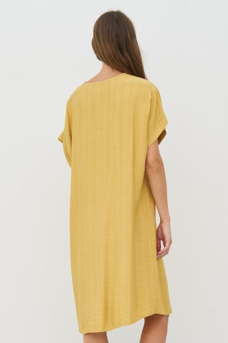 875723000684 NÜ Tunika hos NINNA i Næstved og Ringsted