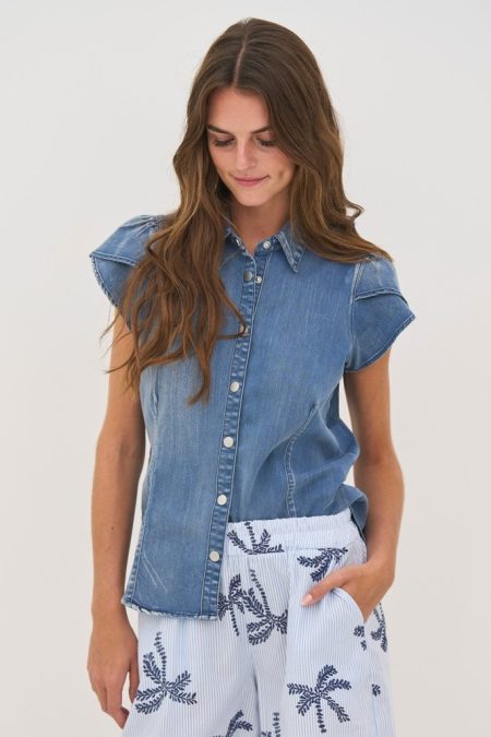 882546000486 NÜ Bluse hos NINNA i Næstved og Ringsted